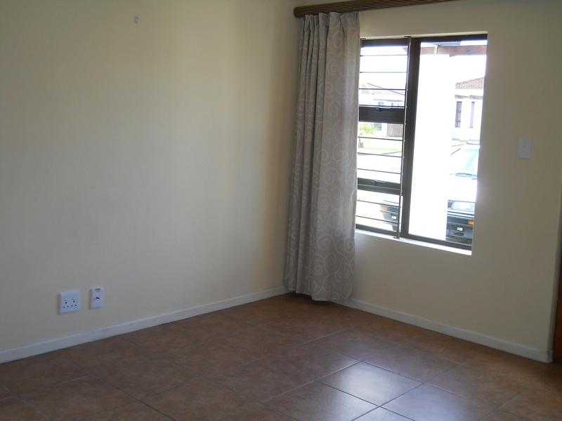 To Let 2 Bedroom Property for Rent in Highbury Western Cape